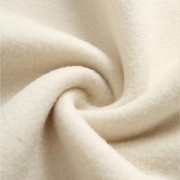 Woman’s plus size‎ Halloween Hoodie - Picture 8 of 11